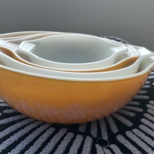 Vintage Pyrex Cinderella Mixing bowls